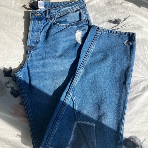 H&M Ripped Skinny Jeans - Picture 4 of 14